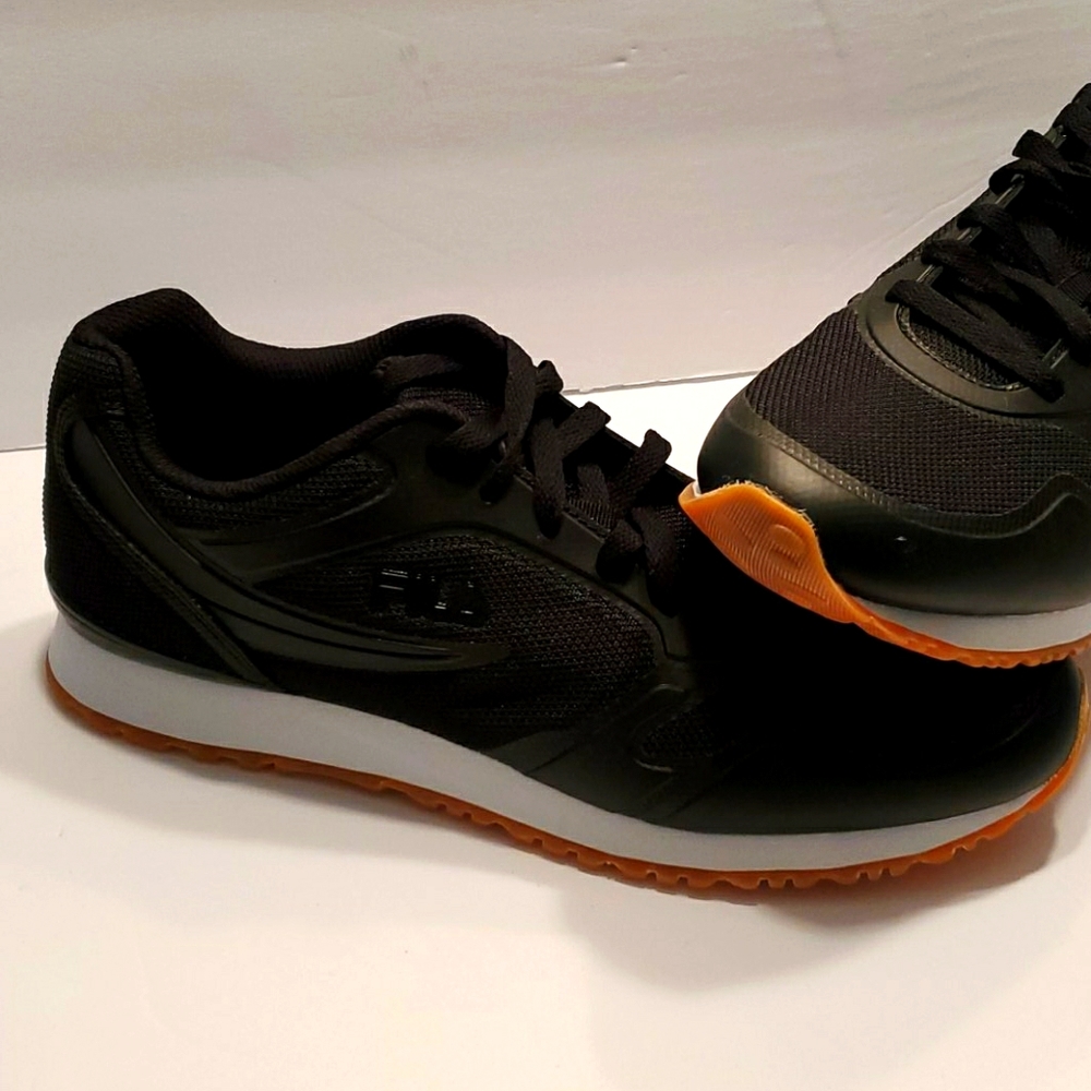 FILA RUNNING SHOES
